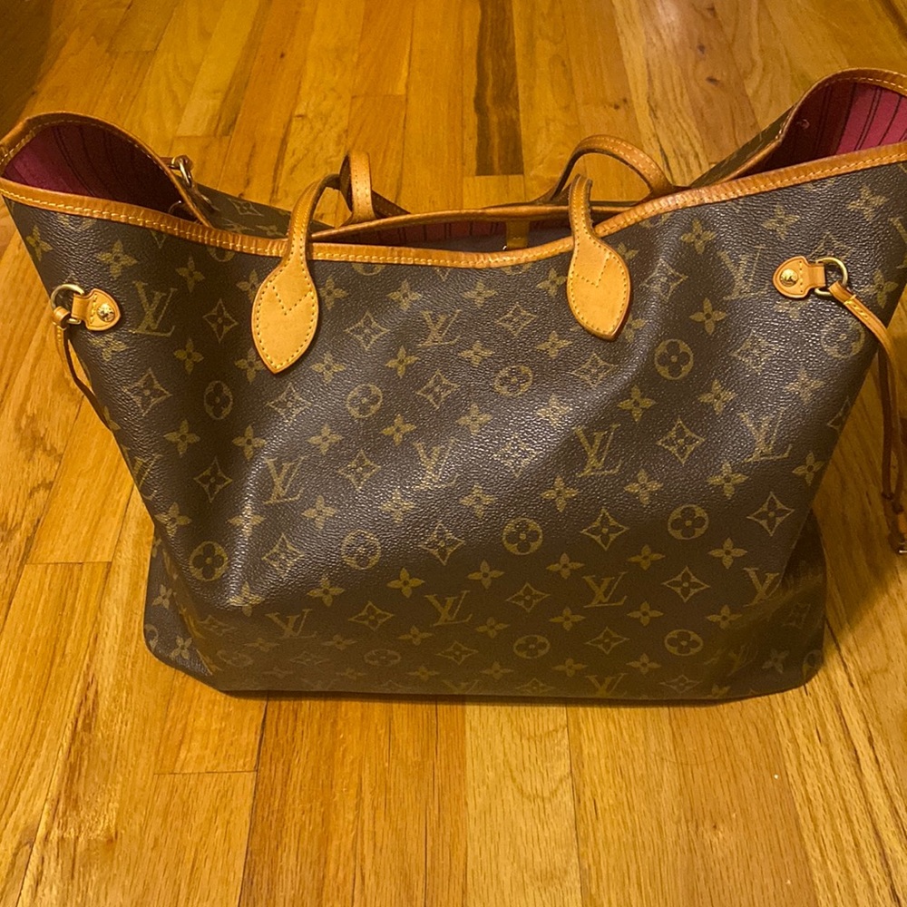 SOLD LOUIS VUITTON MONOGRAM NEVERFULL GM FUCHSIA INTERIOR SOLD
